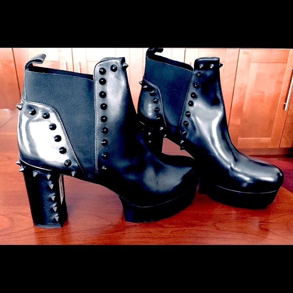 Shiny Black Italian real leather boots with platform black spikes block heels 10 - Picture 4 of 11